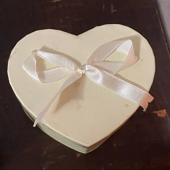 Set of 24 Crystal Heart Flower Pot Favor - Picture 6 of 6